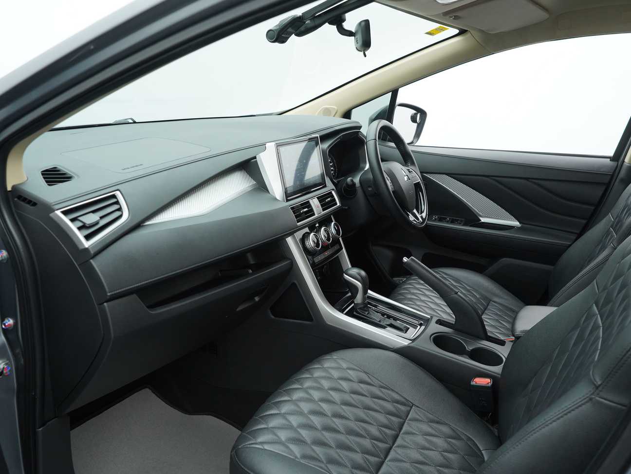 used 2022 Mitsubishi Xpander  1.5