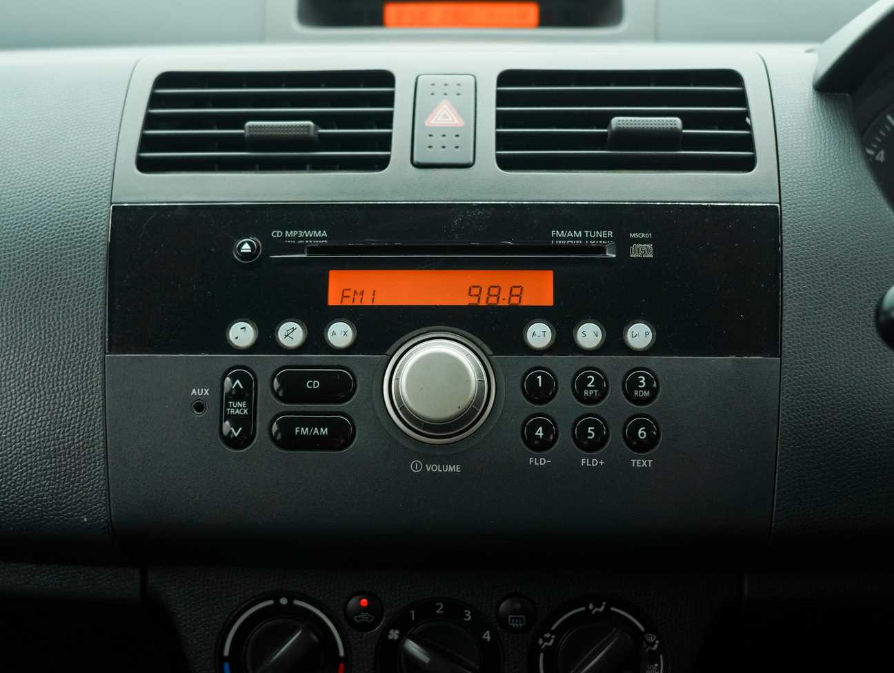 terpakai 2010 Suzuki Swift Premier 1.5