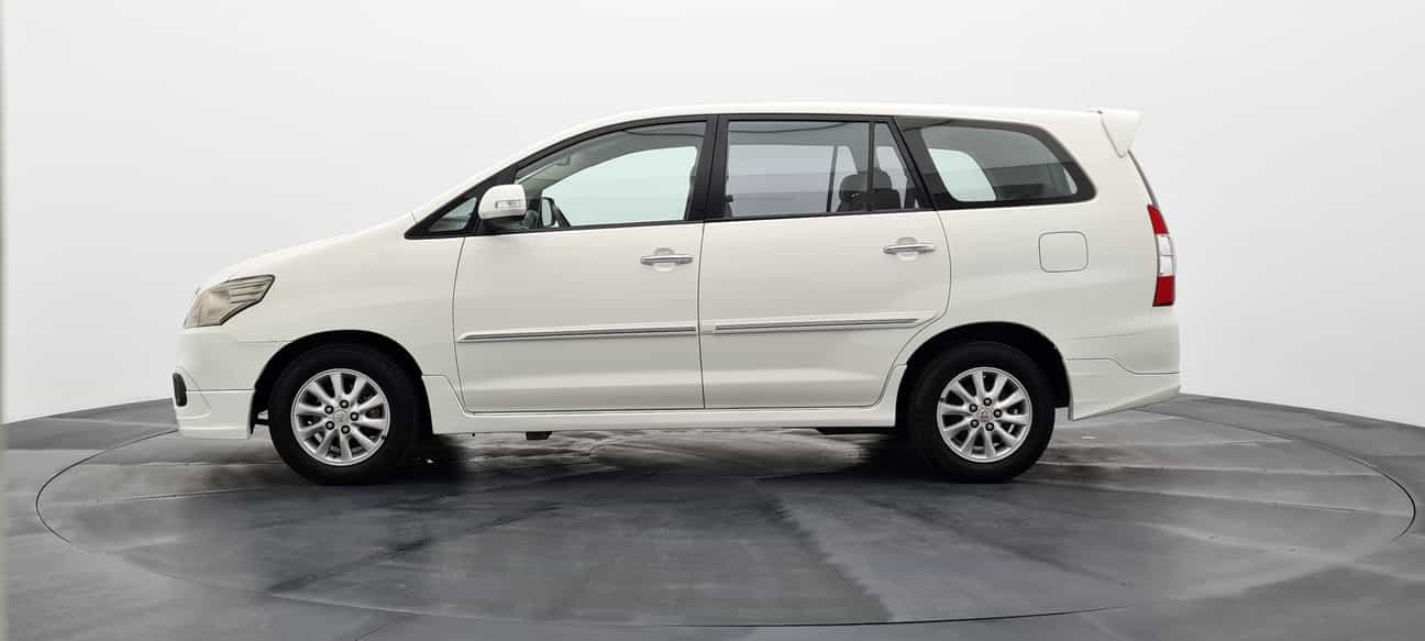 used 2014 Toyota INNOVA G 2.0