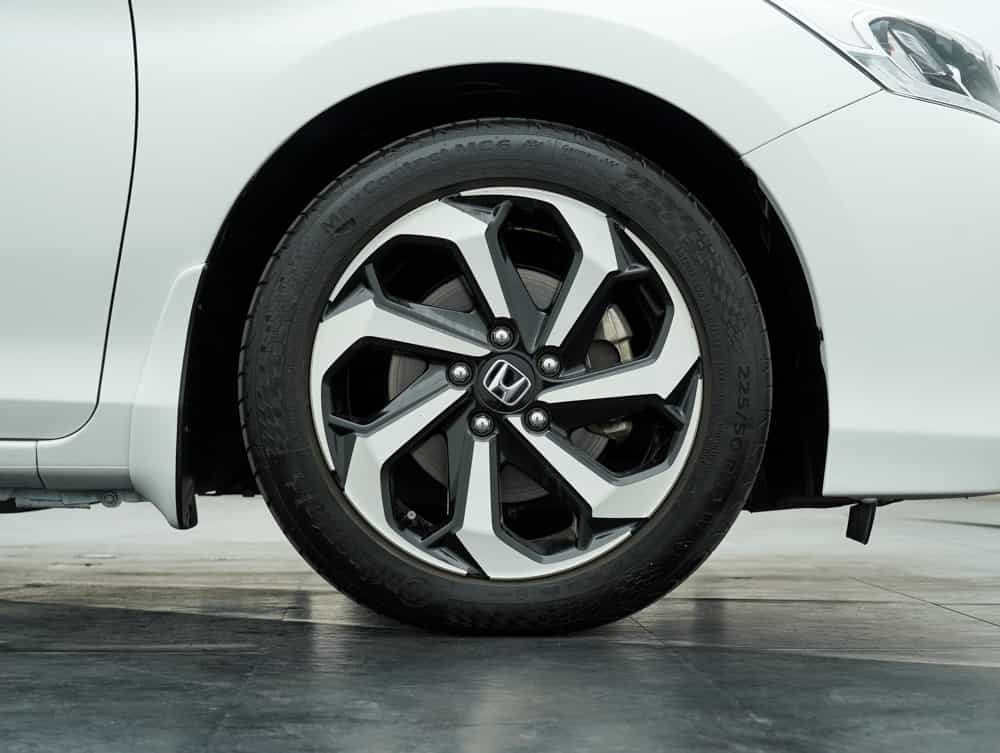 terpakai 2017 Honda Accord VTi-L 2.0