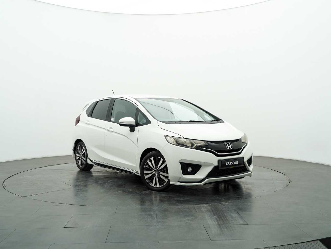 used 2015 Honda Jazz V 1.5