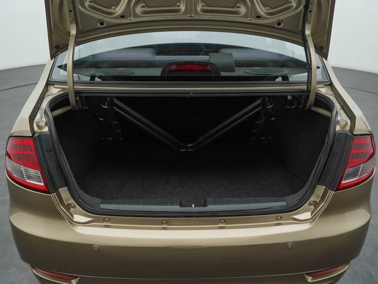 used 2015 Proton Saga SV 1.3