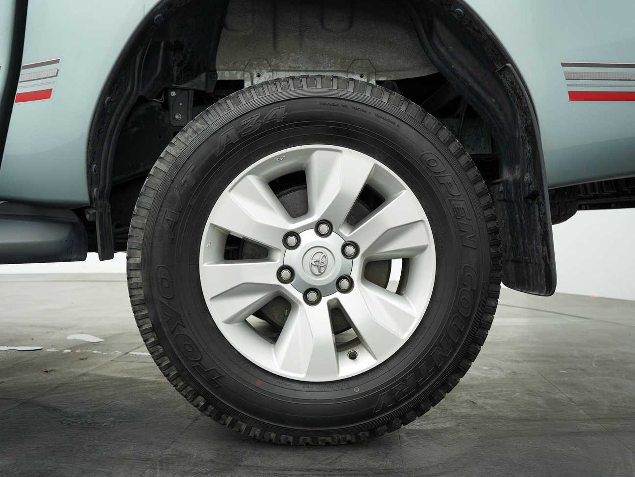 terpakai 2020 Toyota HILUX DOUBLE CAB G 4X4 2.4