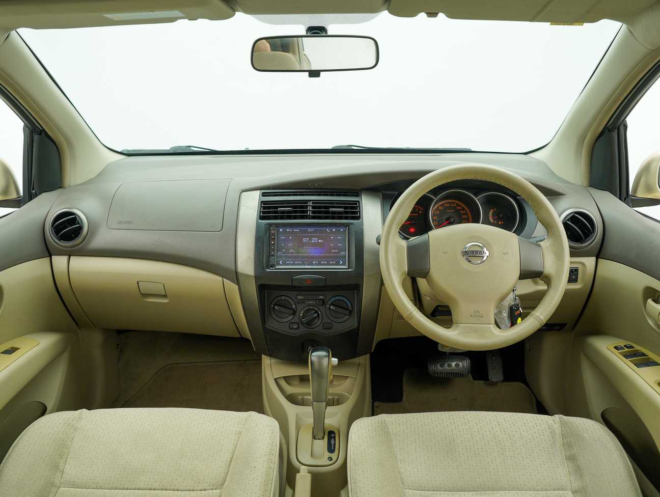 used 2009 Nissan Grand Livina Comfort 1.6