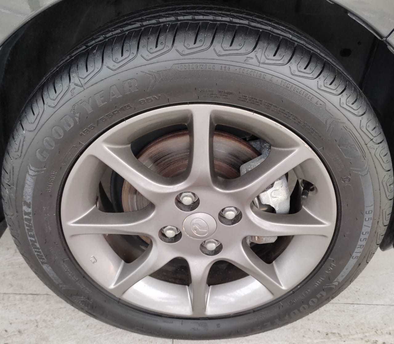 terpakai 2018 Perodua ALZA AV 1.5