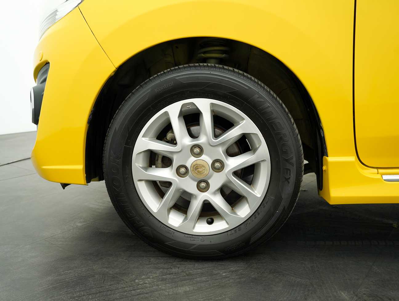 terpakai 2014 Perodua AXIA Advance 1.0