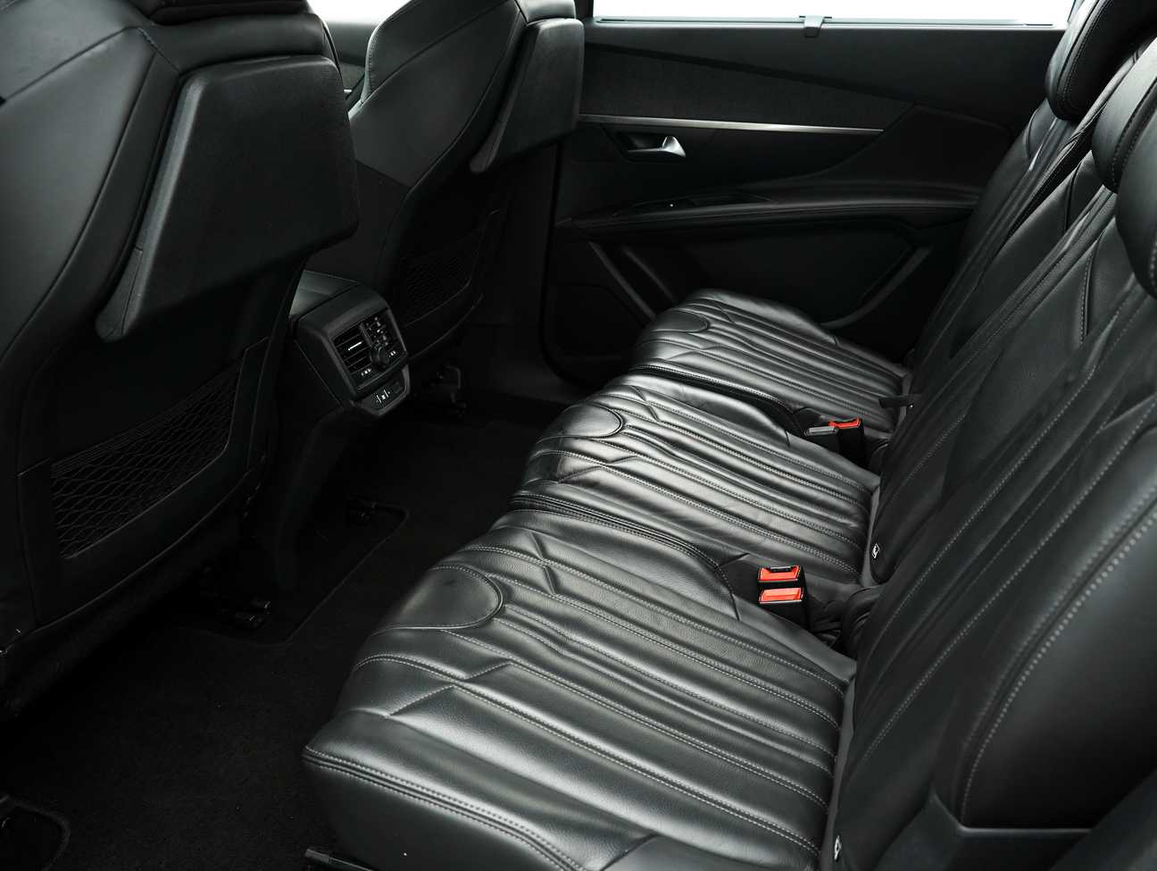 used 2018 Peugeot 5008  1.6