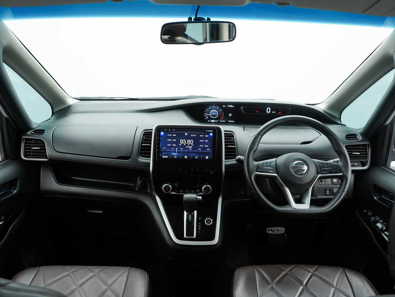 used 2019 Nissan Serena S-Hybrid High-Way Star 2.0