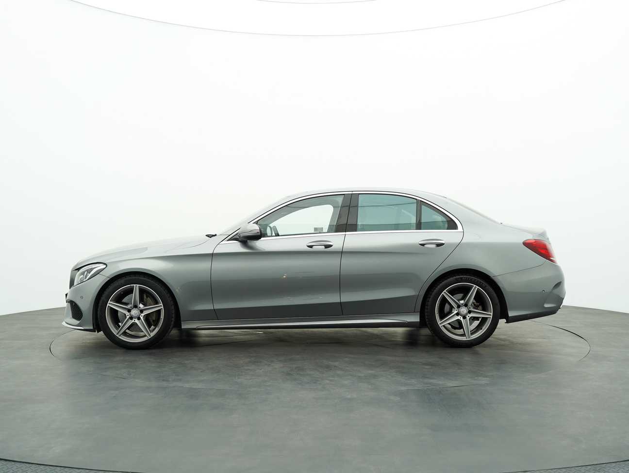 used 2016 Mercedes-Benz C250 AMG 2.0