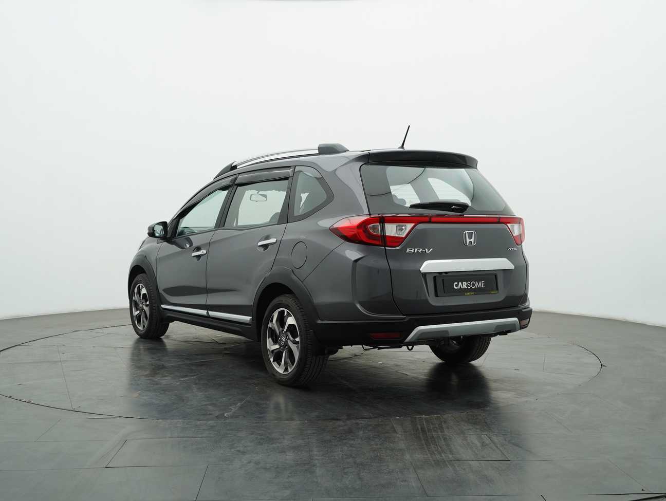 used 2017 Honda BR-V V 1.5