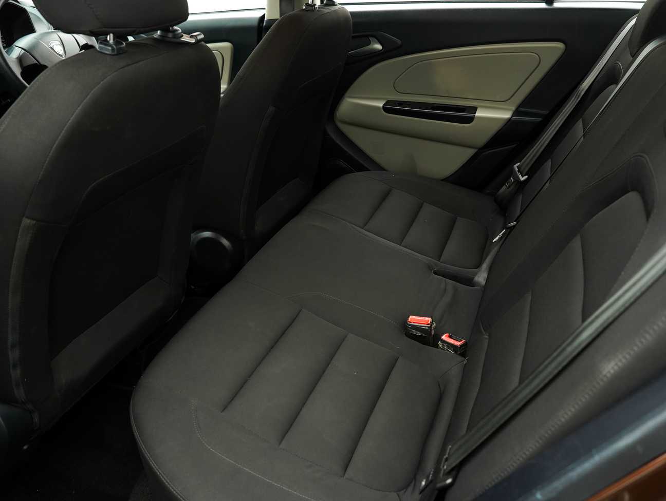 used 2016 Proton Persona Standard 1.6