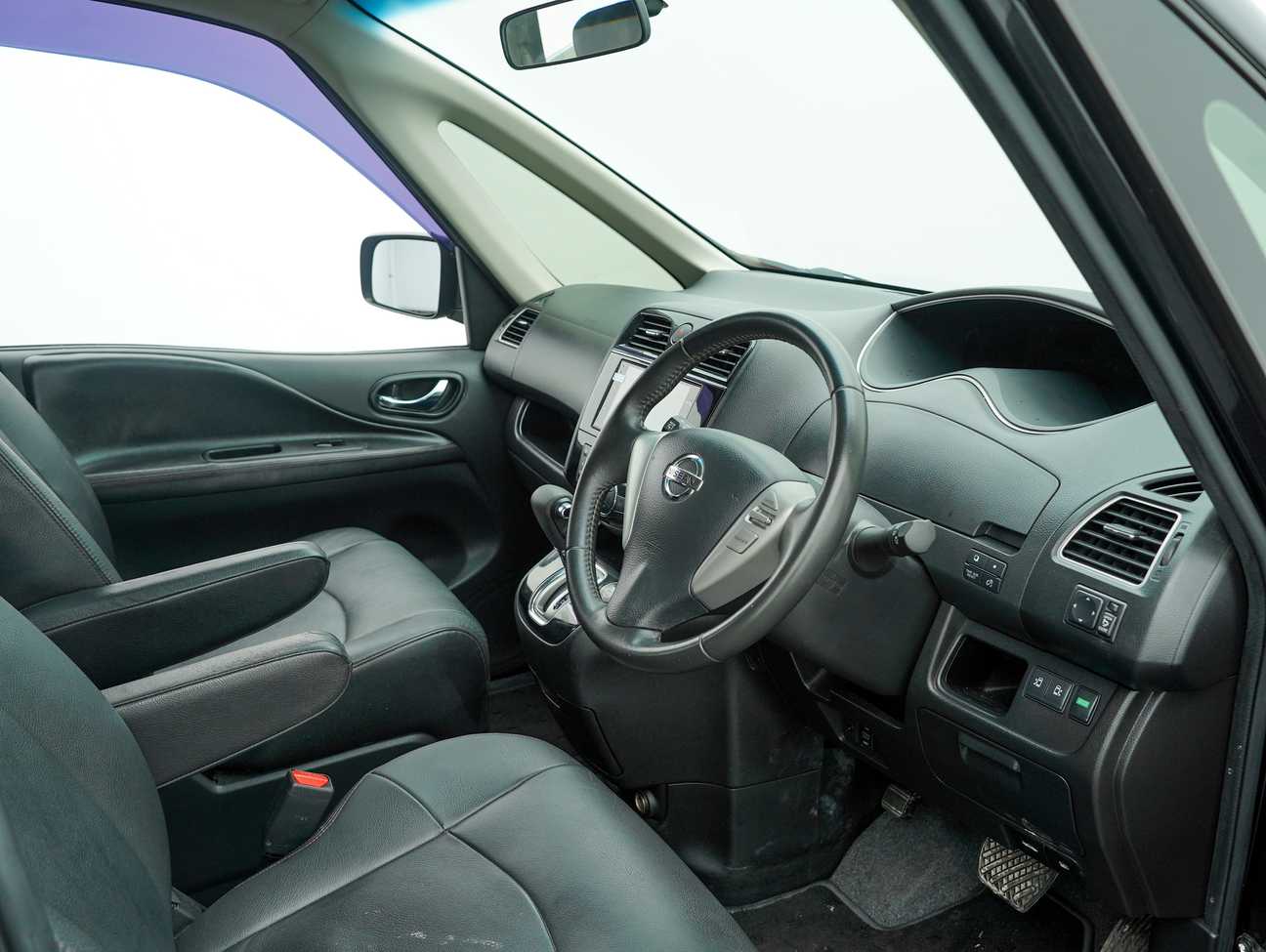 used 2017 Nissan Serena S-Hybrid High-Way Star 2.0