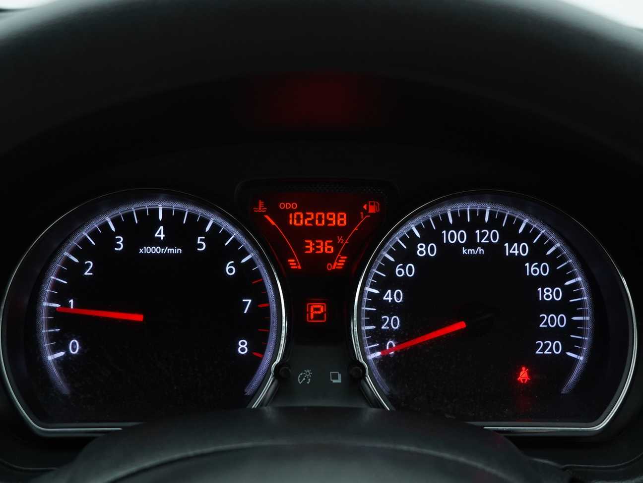 terpakai 2013 Nissan Almera V 1.5