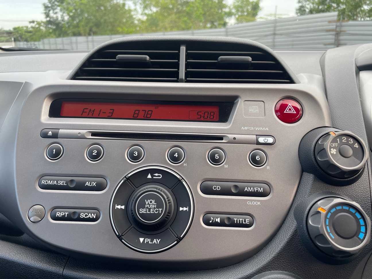 terpakai 2014 Honda Jazz  1.5