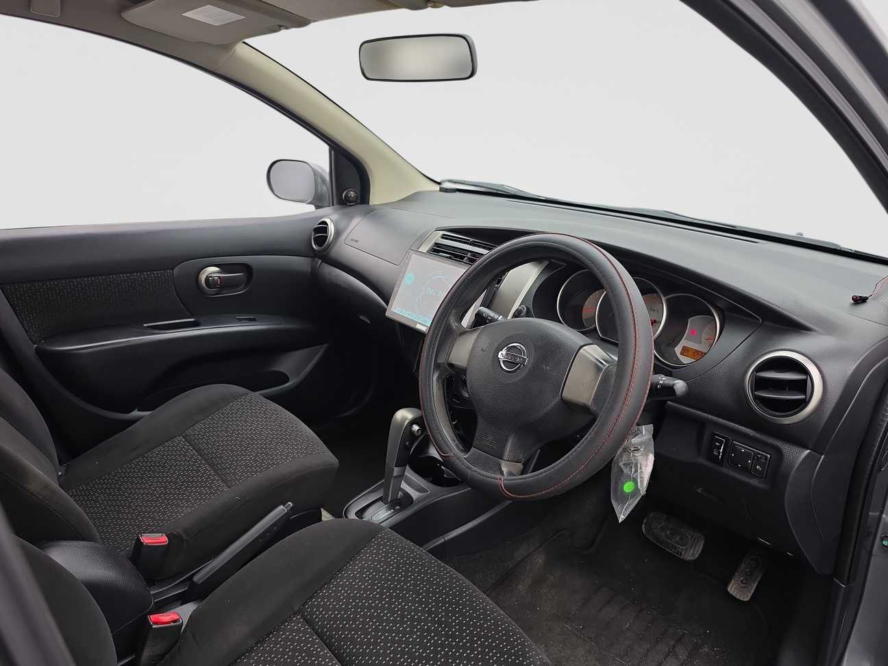 used 2012 Nissan Grand Livina ST-L Comfort 1.6