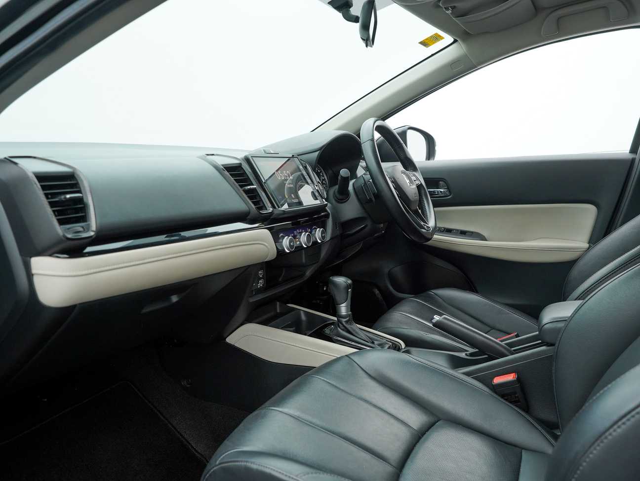 used 2022 Honda City V i-VTEC 1.5