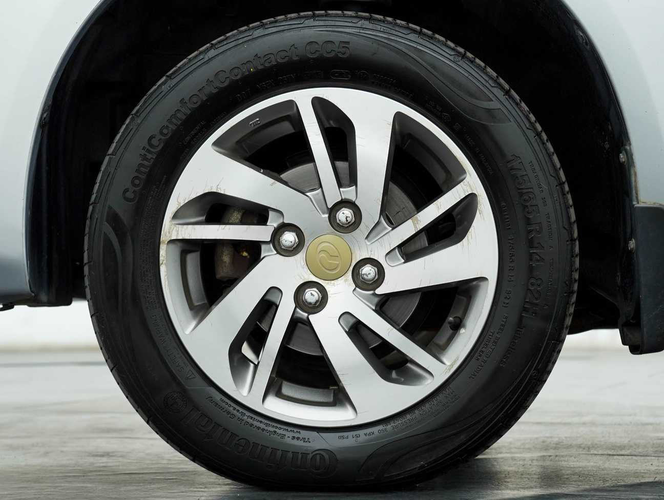 terpakai 2012 Perodua Myvi EZ 1.3