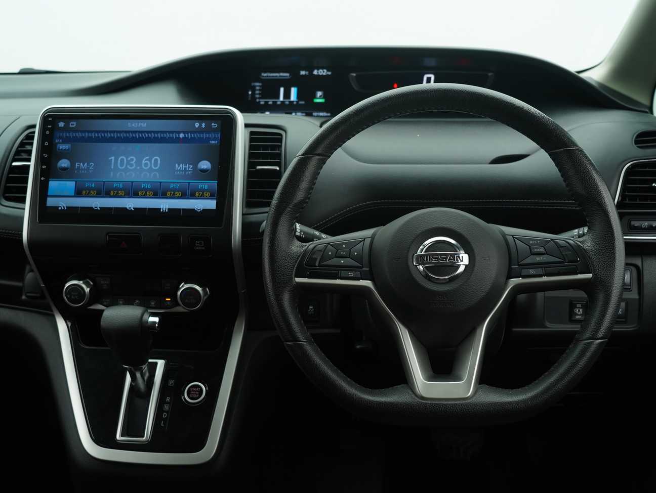 terpakai 2019 Nissan Serena S-Hybrid High-Way Star J Impul 2.0