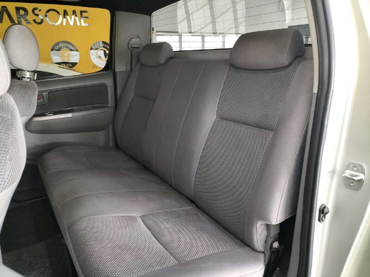 terpakai 2010 Toyota Hilux G VNT Dual Cab 3.0