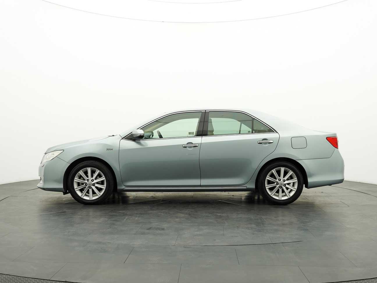 used 2012 Toyota Camry V 2.5