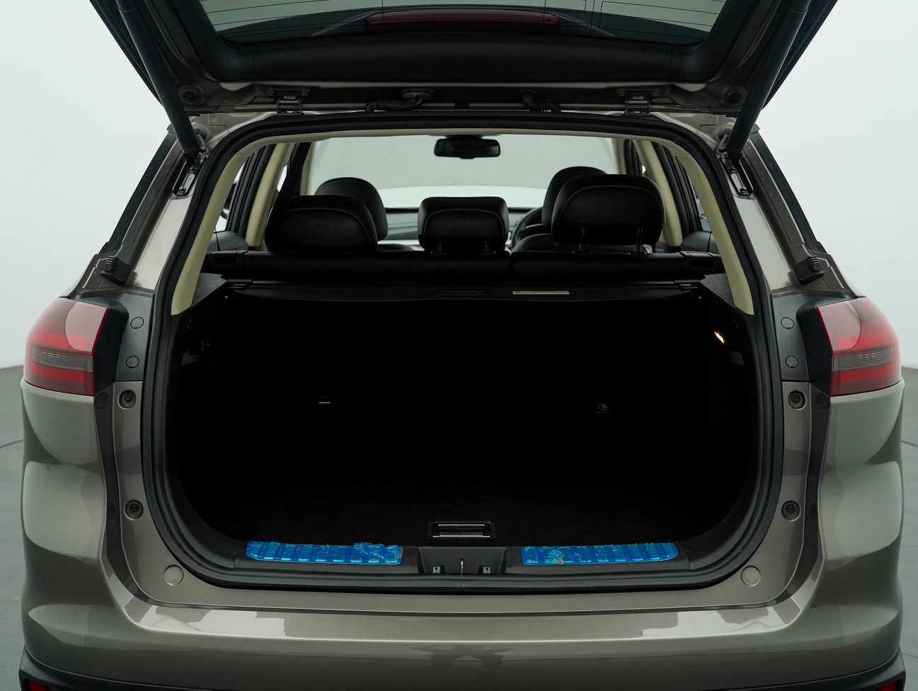 terpakai 2021 Proton X70 Executive 1.8