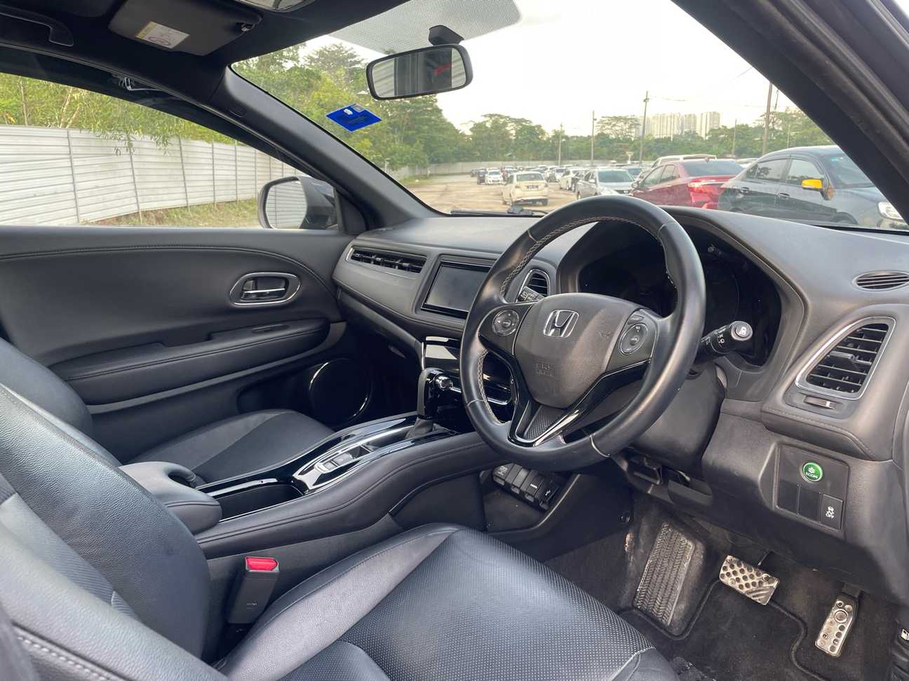 terpakai 2020 Honda HR-V RS 1.8