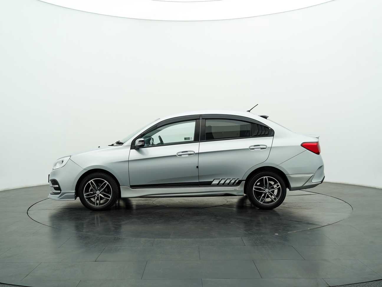 terpakai 2020 Proton Saga Premium 1.3