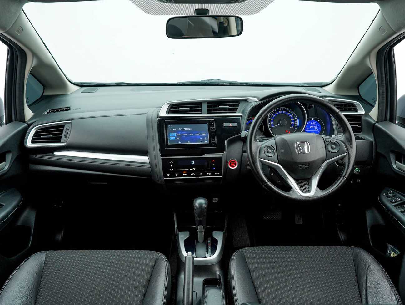 used 2017 Honda Jazz V 1.5