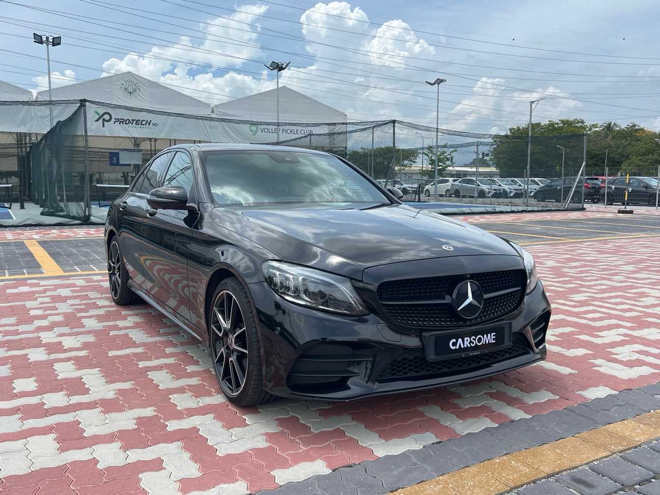 used 2018 Mercedes-Benz C300 AMG Line 2.0