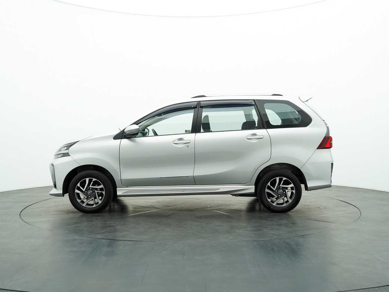 terpakai 2021 Toyota Avanza S+ 1.5