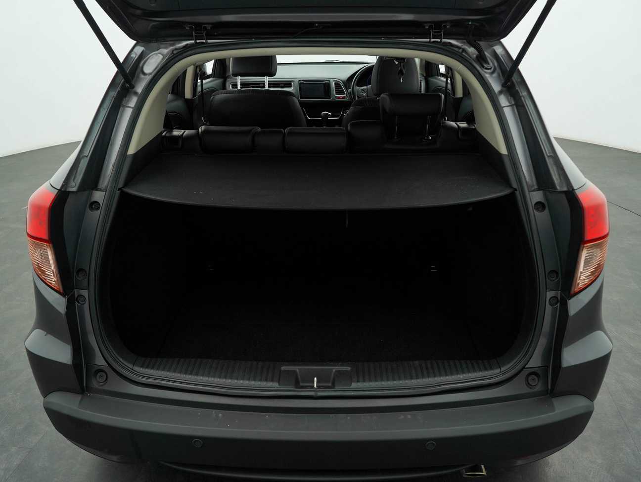 used 2016 Honda HR-V V 1.8