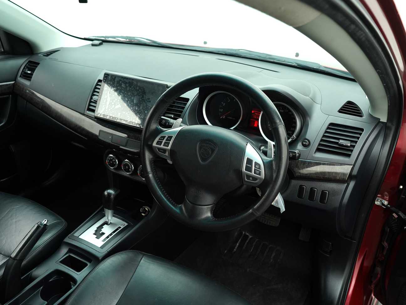 used 2011 Proton Inspira Premium 2.0