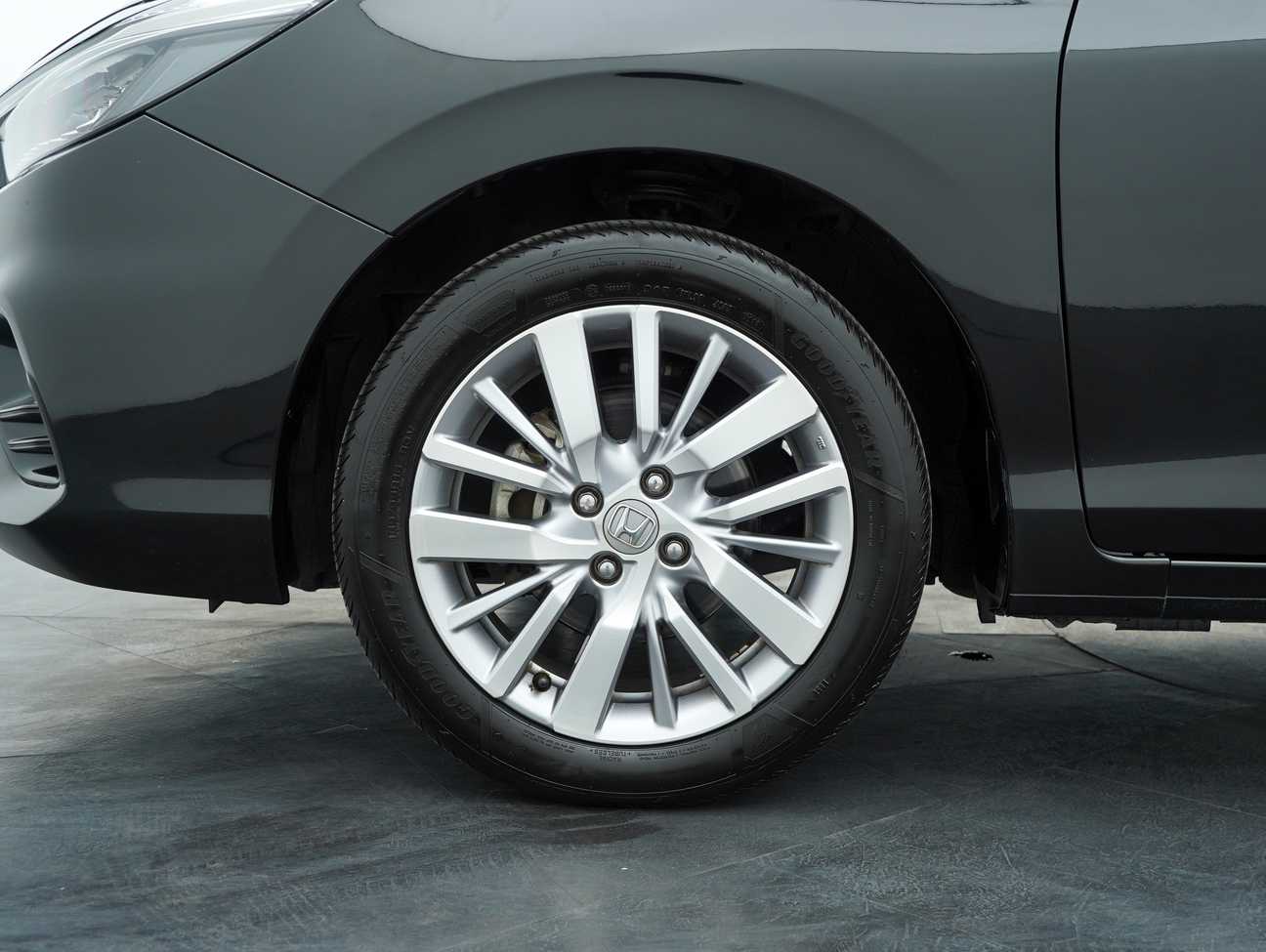 terpakai 2022 Honda City V Sensing 1.5