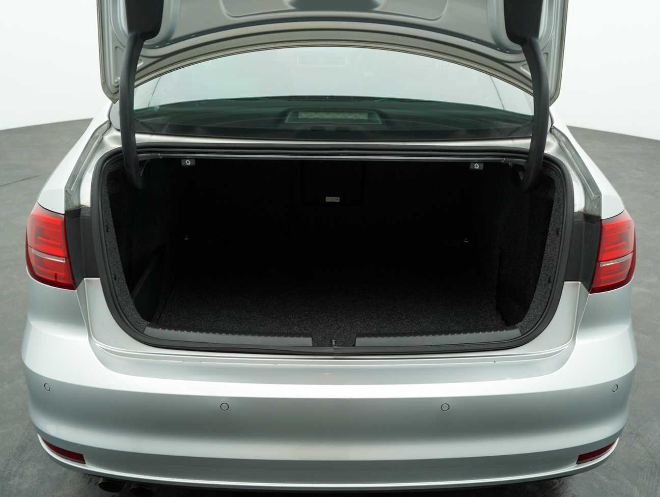 terpakai 2018 Volkswagen JETTA TSI HIGHLINE (CKD) 1.4