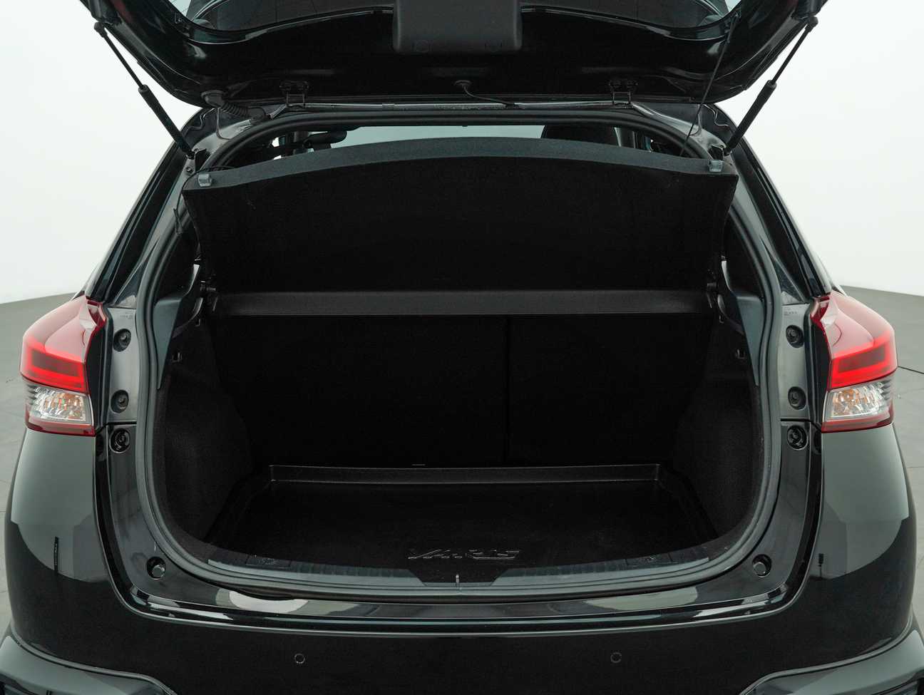 used 2020 Toyota Yaris E 1.5