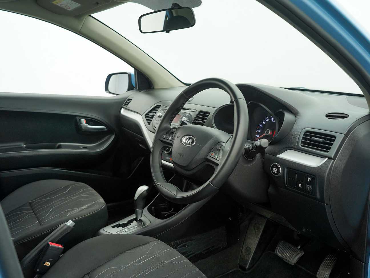 terpakai 2015 Kia Picanto  1.2