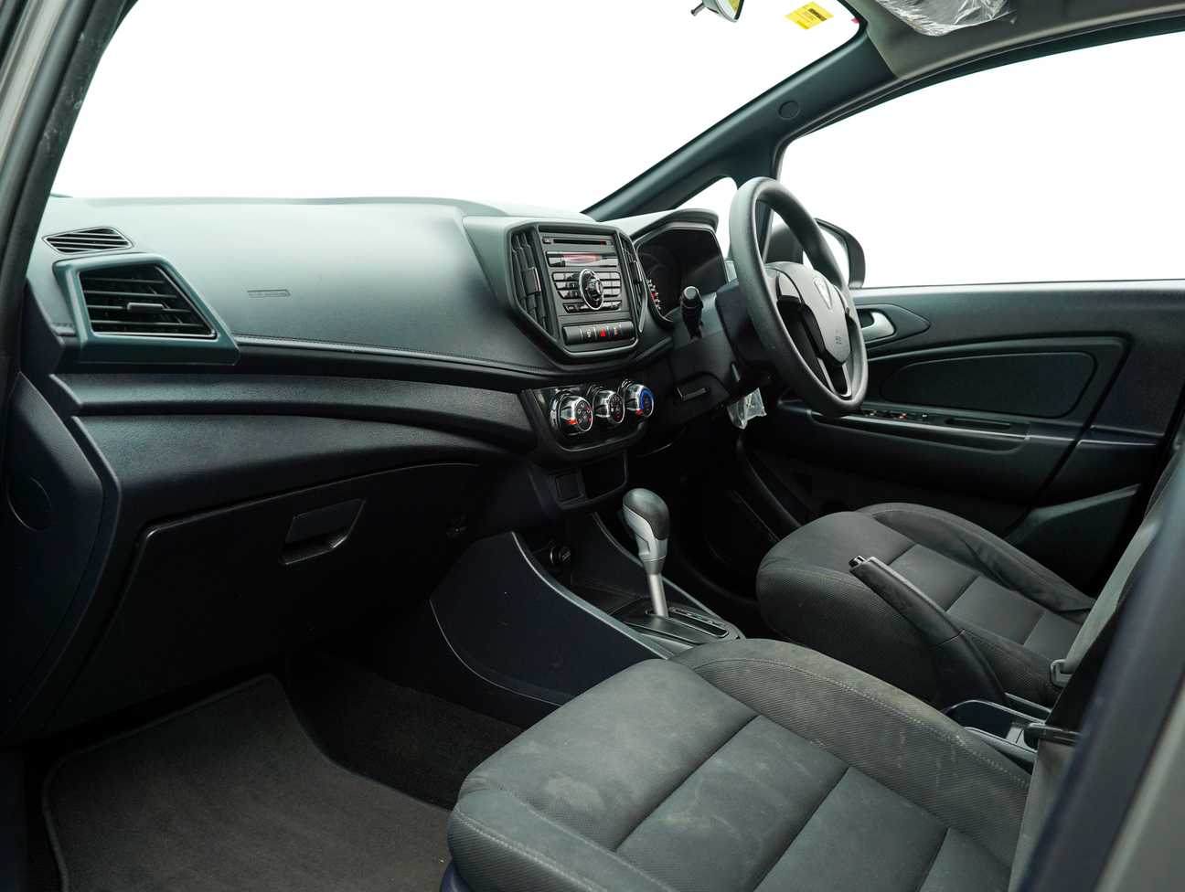 used 2015 Proton Iriz Standard 1.3