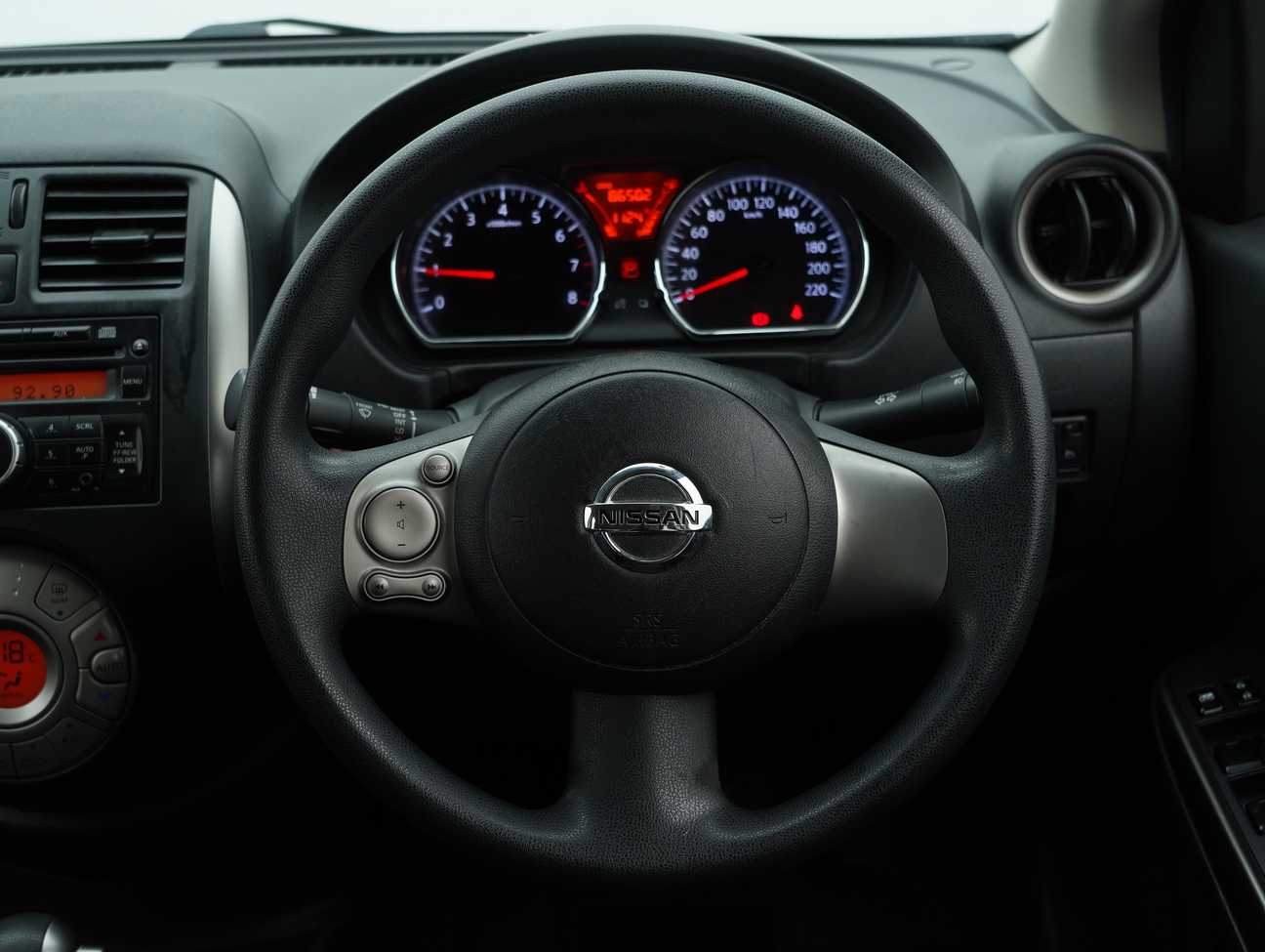 used 2014 Nissan Almera VL 1.5