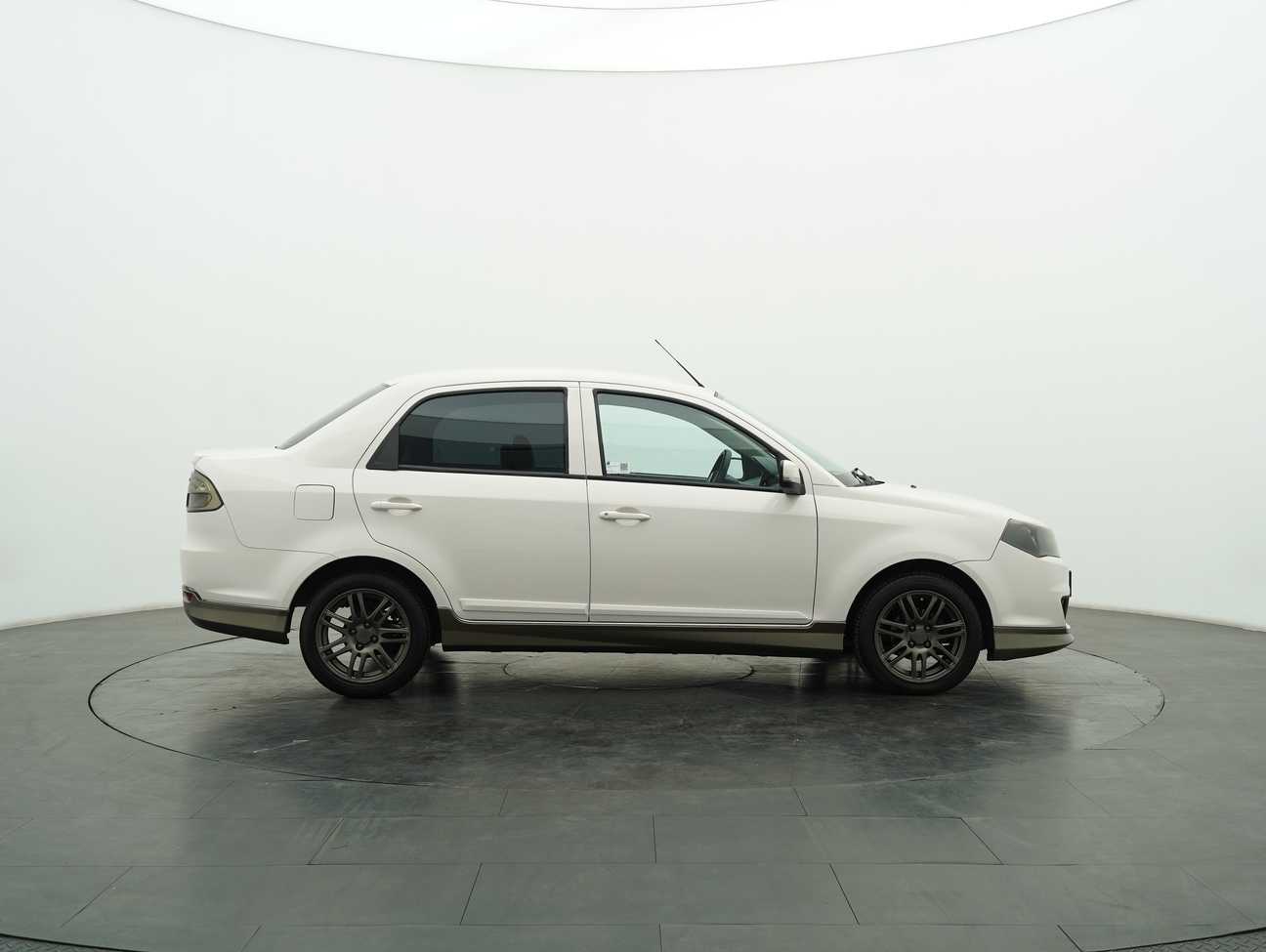 used 2014 Proton Saga FLX SE 1.6