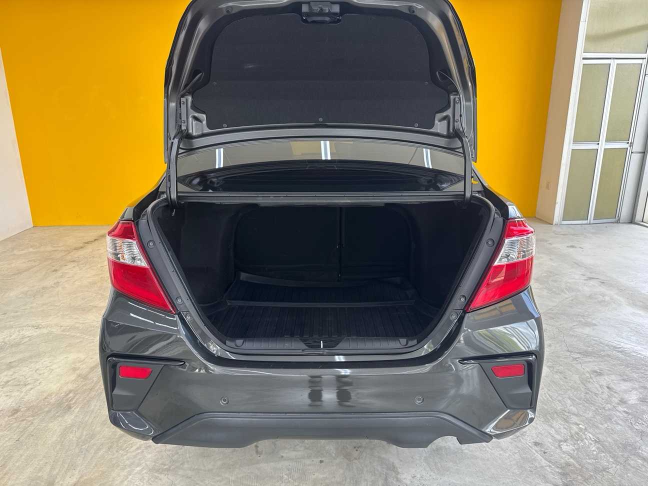 terpakai 2021 Perodua Bezza Advance 1.3