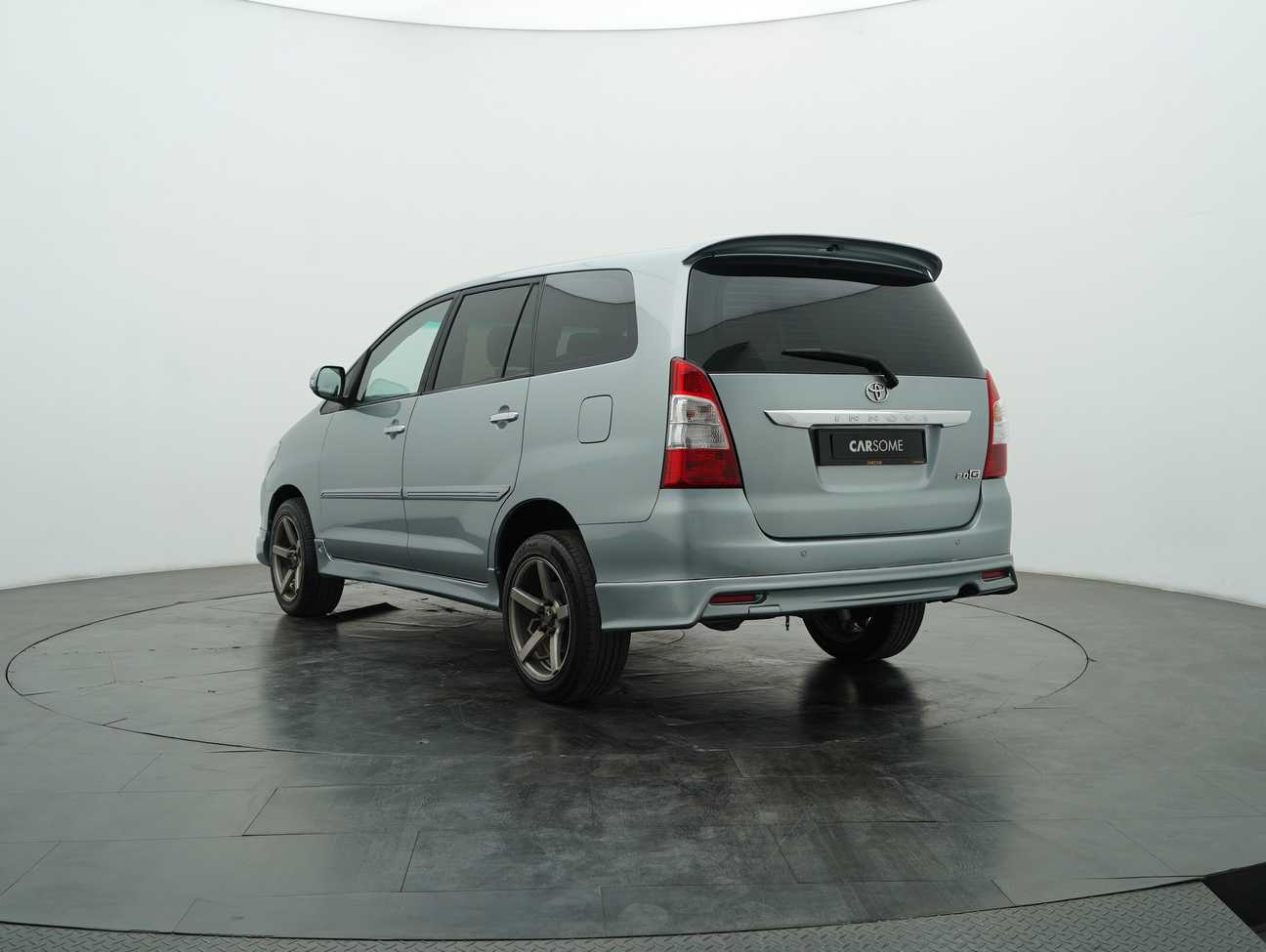 used 2012 Toyota Innova G 2.0