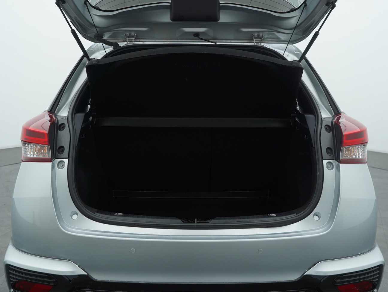 terpakai 2022 Toyota Yaris E 1.5