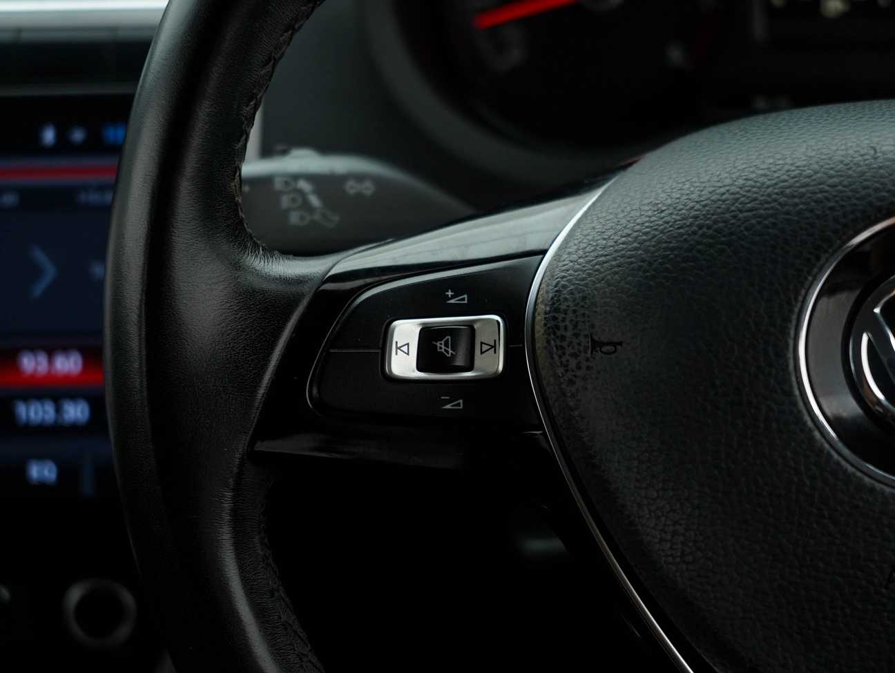 terpakai 2017 Volkswagen Polo  1.6