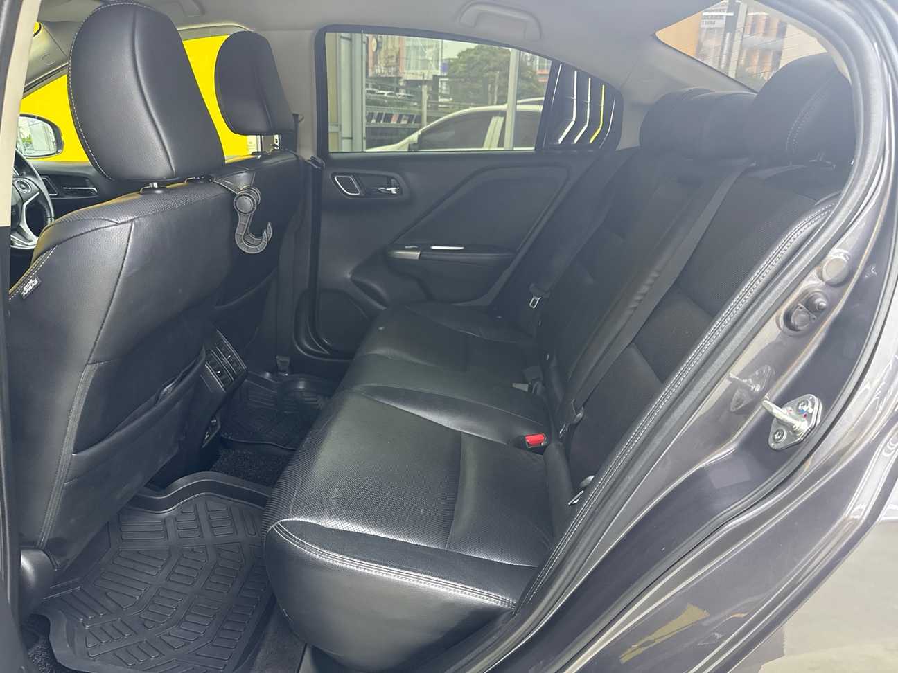 used 2018 Honda City V 1.5