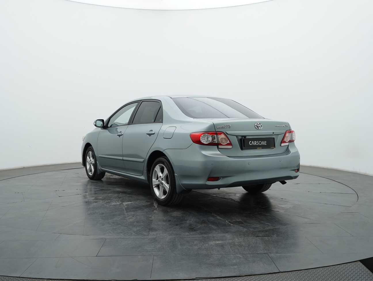 used 2012 Toyota Corolla Altis E 1.8