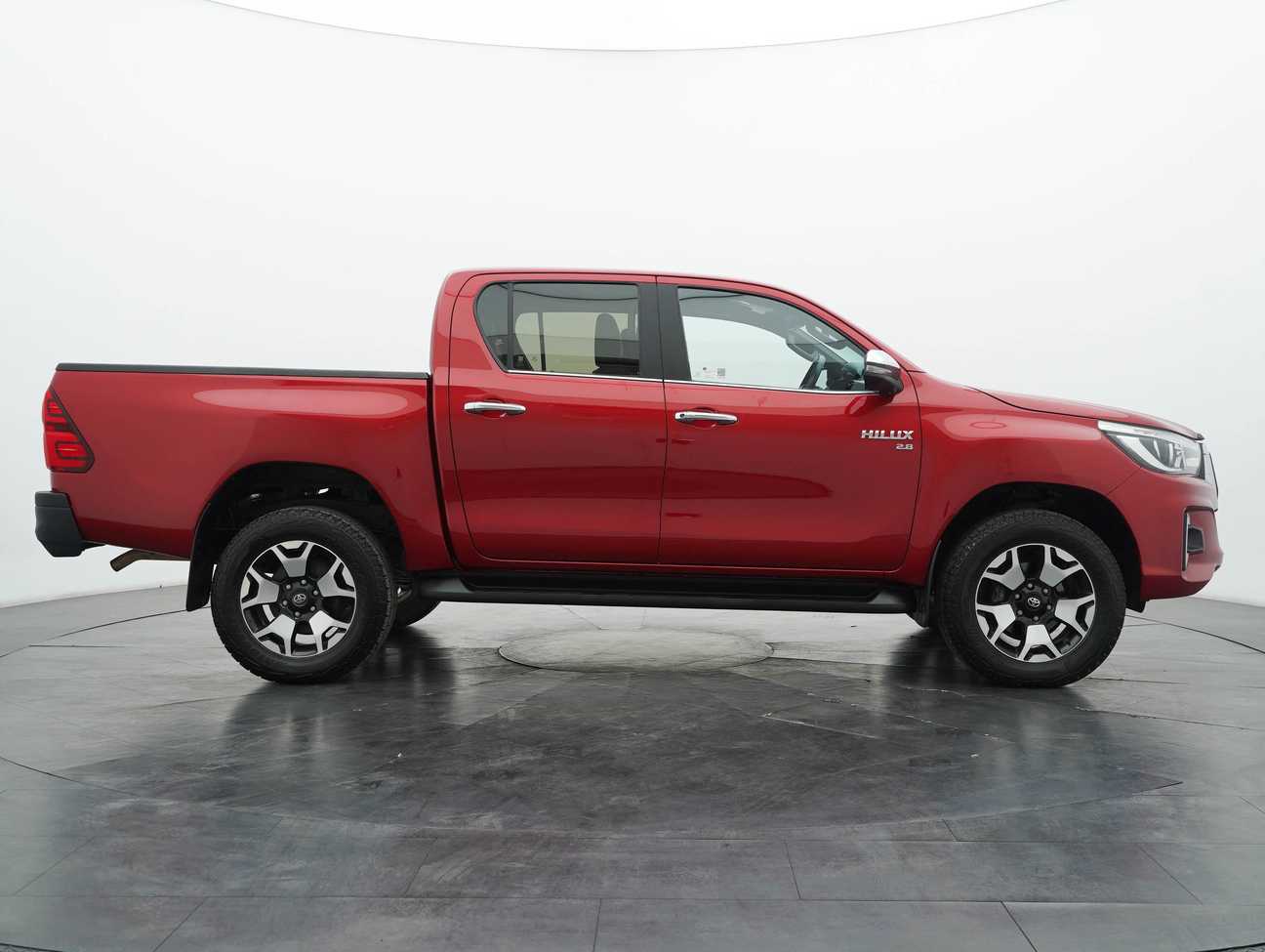 terpakai 2018 Toyota Hilux L-Edition Dual Cab 2.8