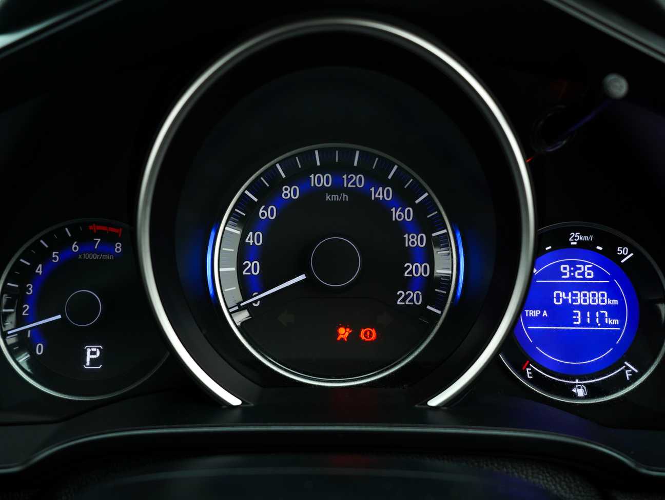 used 2016 Honda Jazz E 1.5