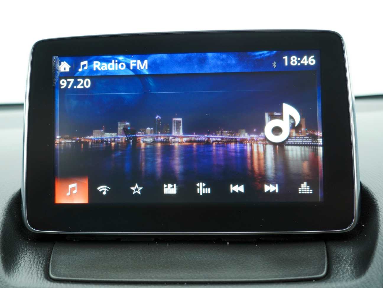 terpakai 2015 Mazda 2 SEDAN SKYACTIV-G 1.5