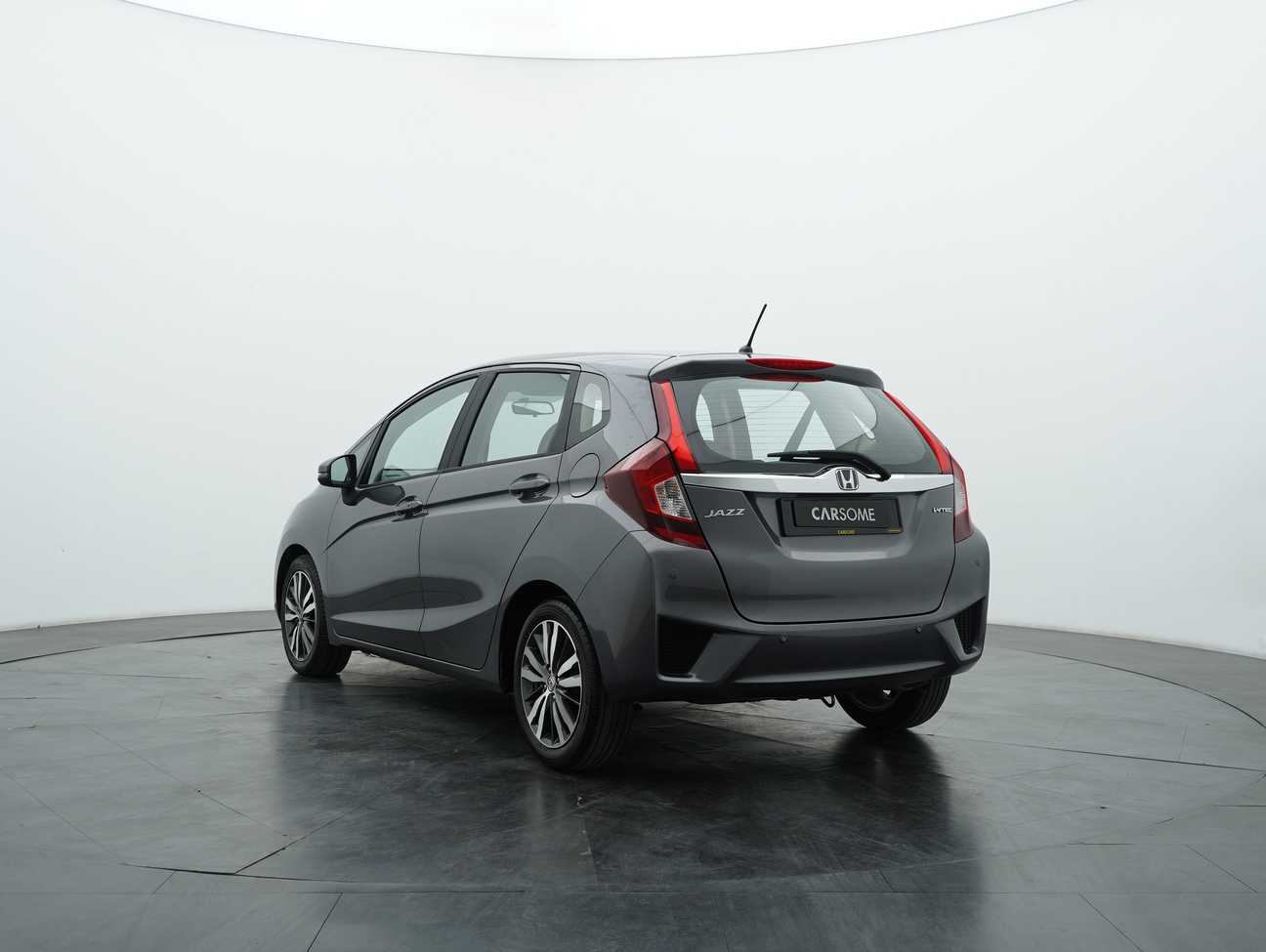 used 2014 Honda Jazz V 1.5