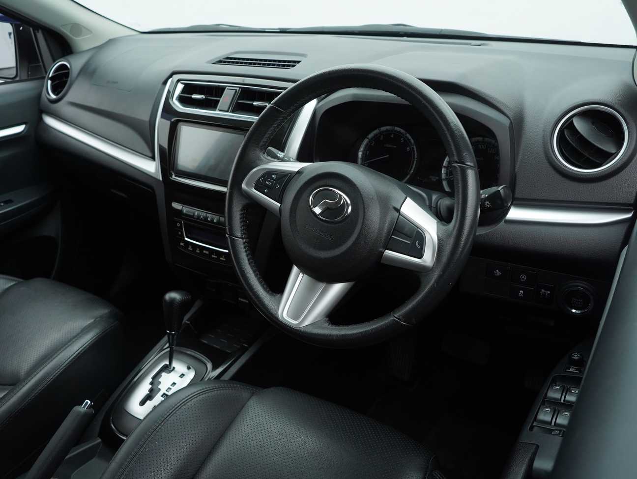 terpakai 2022 Perodua Aruz AV 1.5